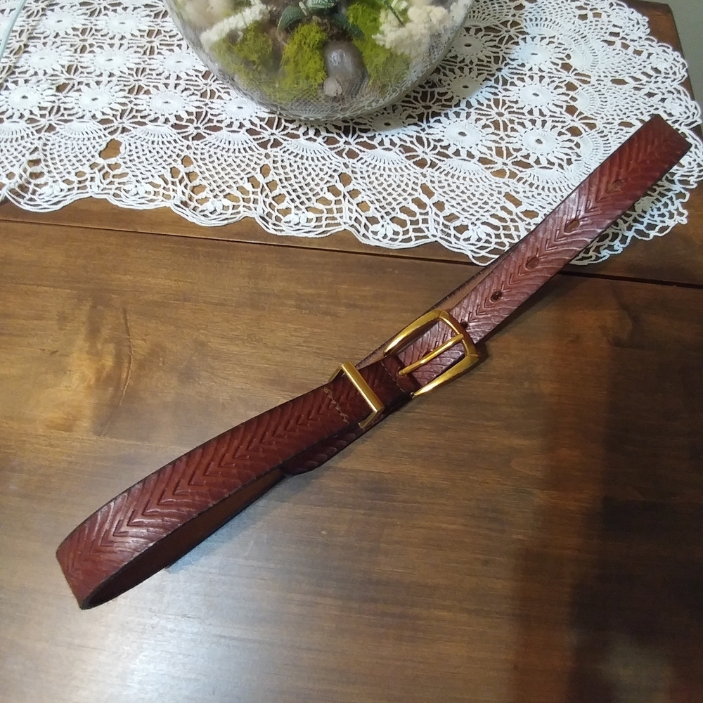 GAP Brown Leather Belt with Brass Buckle and Textured Finish